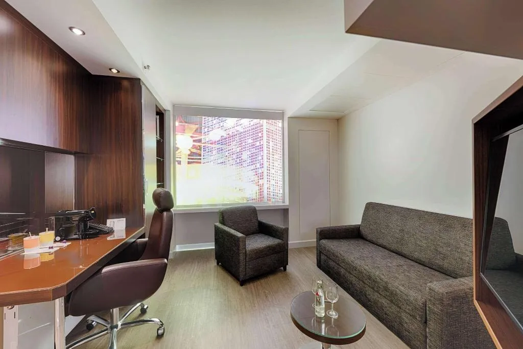 Room, Park Inn by Radisson Berlin Alexanderplatz, Berlin