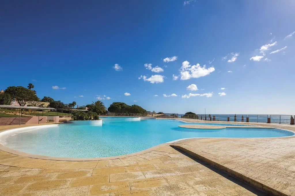 Pool, Porto Dona Maria, Algarve