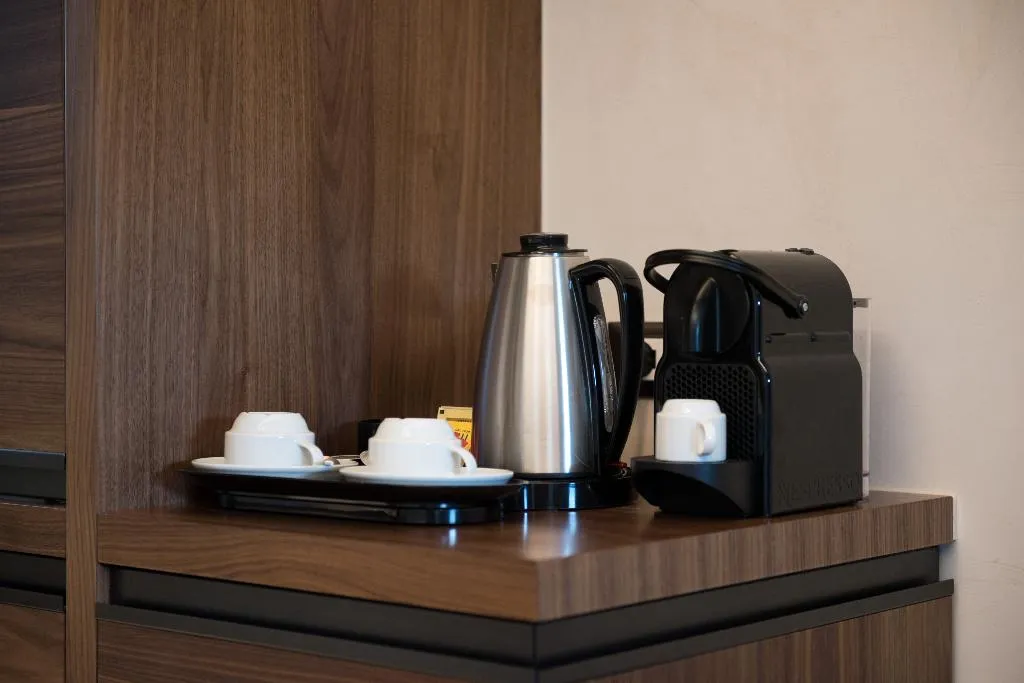 JUNIOR SUITE STANDARD Room, Gasometer Urban Suites, Rome