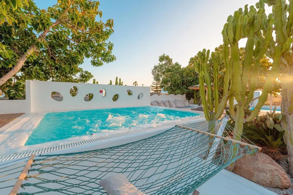 Sports and Entertainment, La Stella Stay, Mykonos