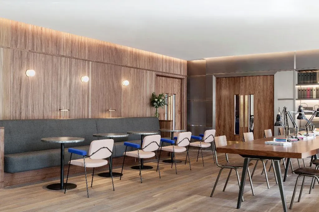 Lobby, The Alex, Dublin