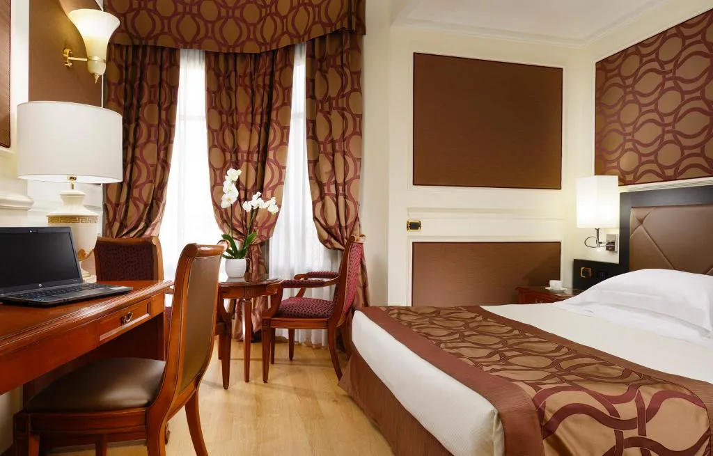 DOUBLE CLASSIC Room, Grand Visconti Palace, Milan