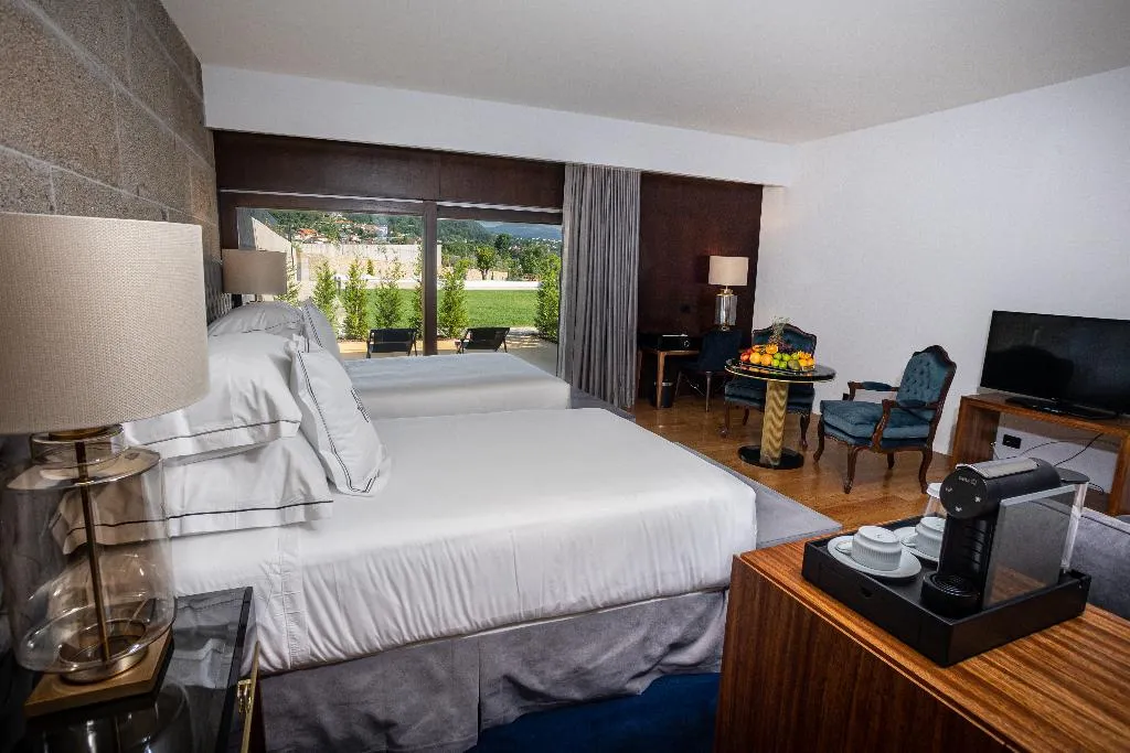 FAMILY ROOM GARDEN VIEW Room, Solar do Requeijo, Porto