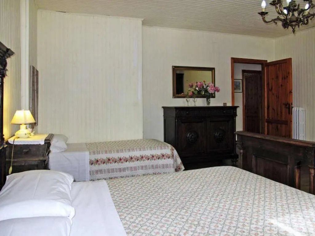 APARTMENT CAPACITY 7 Room, Podere Caldaruccio La Pineta, Perugia