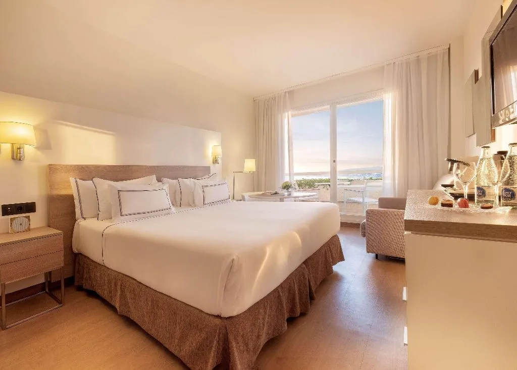 DOUBLE PREMIUM SEA VIEW Room, Melia Sitges, Costa Brava