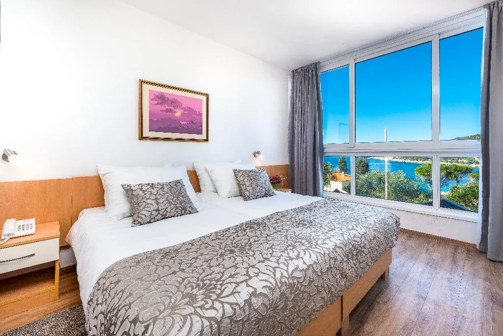 TRIPLE SIDE SEA VIEW Room, Adriatic, Dubrovnik