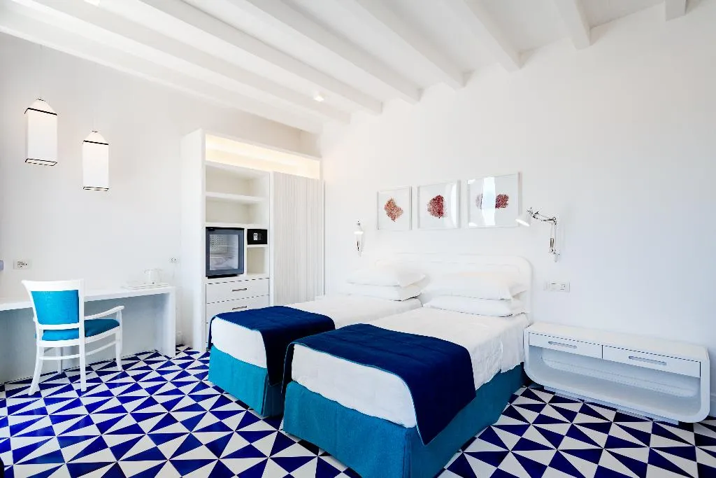 JUNIOR SUITE STANDARD Room, Maison Blu – Intimate Guesthouse, Naples