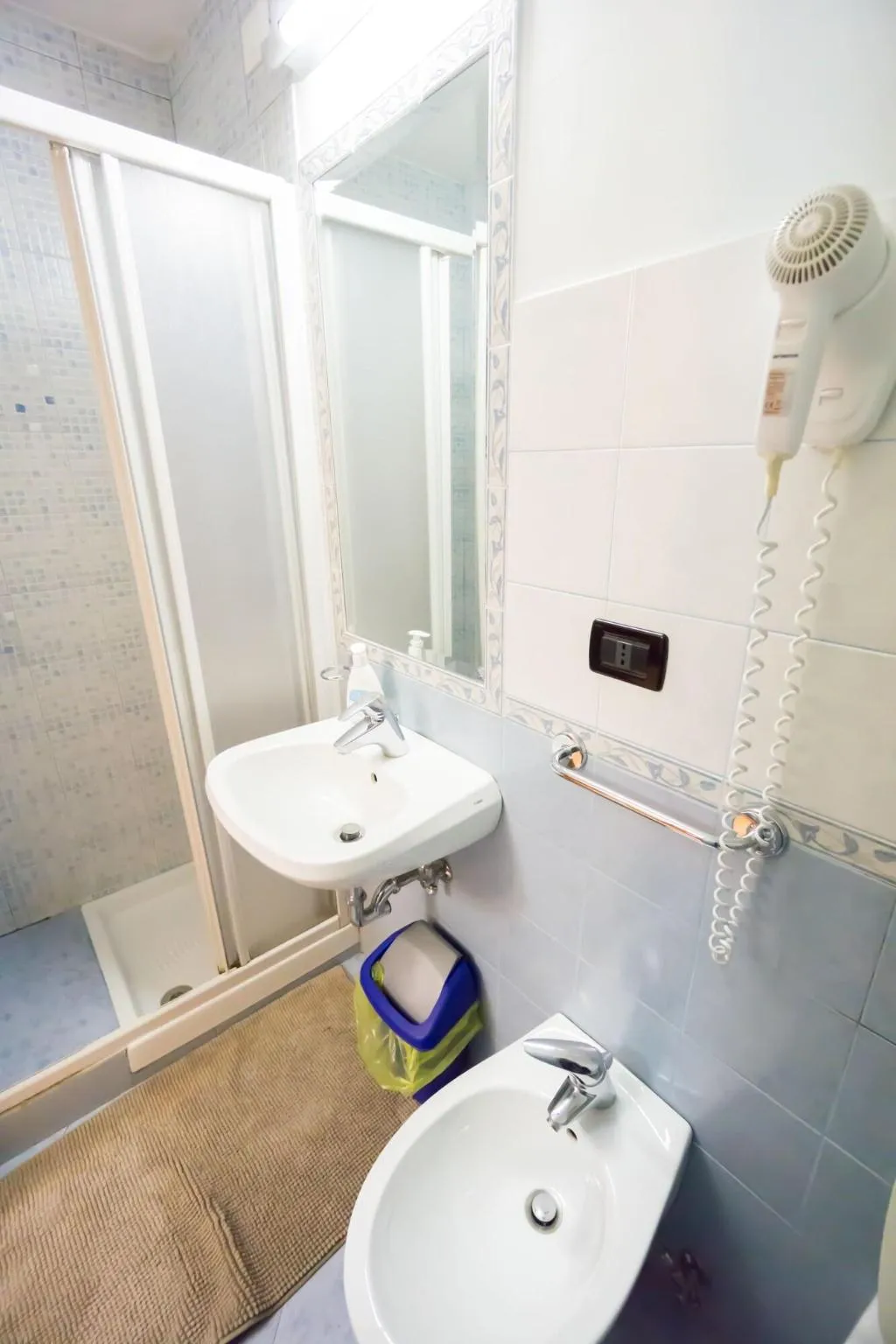 Room, Funny Palace Hostel, Naples