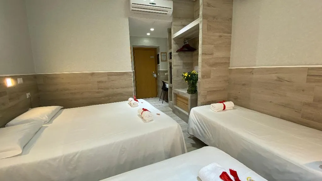 QUADRUPLE CLASSIC Room, Eurohotel, Milan