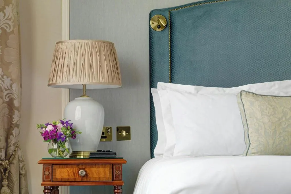 DOUBLE QUEEN SIZE BED Room, The Shelbourne, Autograph Collection, Dublin