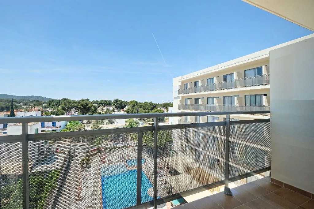 TWIN POOL VIEW Room, AzuLine Hotel S'Anfora & Fleming, Ibiza