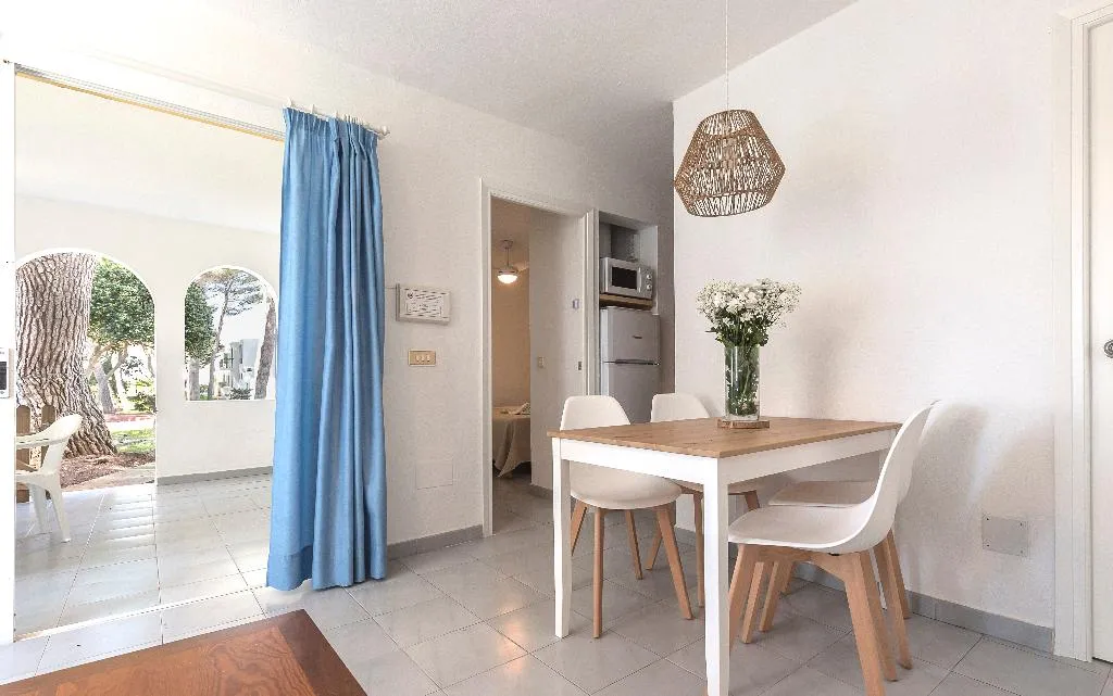APARTMENT ONE BEDROOM WITH AIR CONDITIONING Room, Las Brisas I & II, Menorca