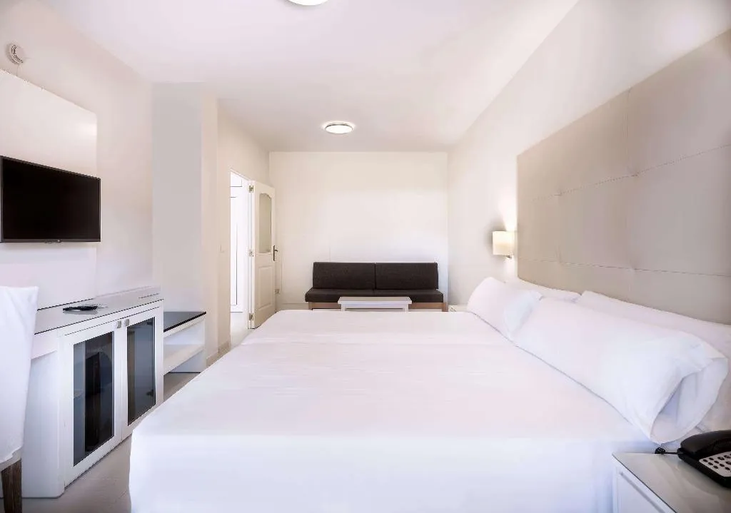 FAMILY ROOM STANDARD Room, Sol Sancti Petri, Costa De La Luz