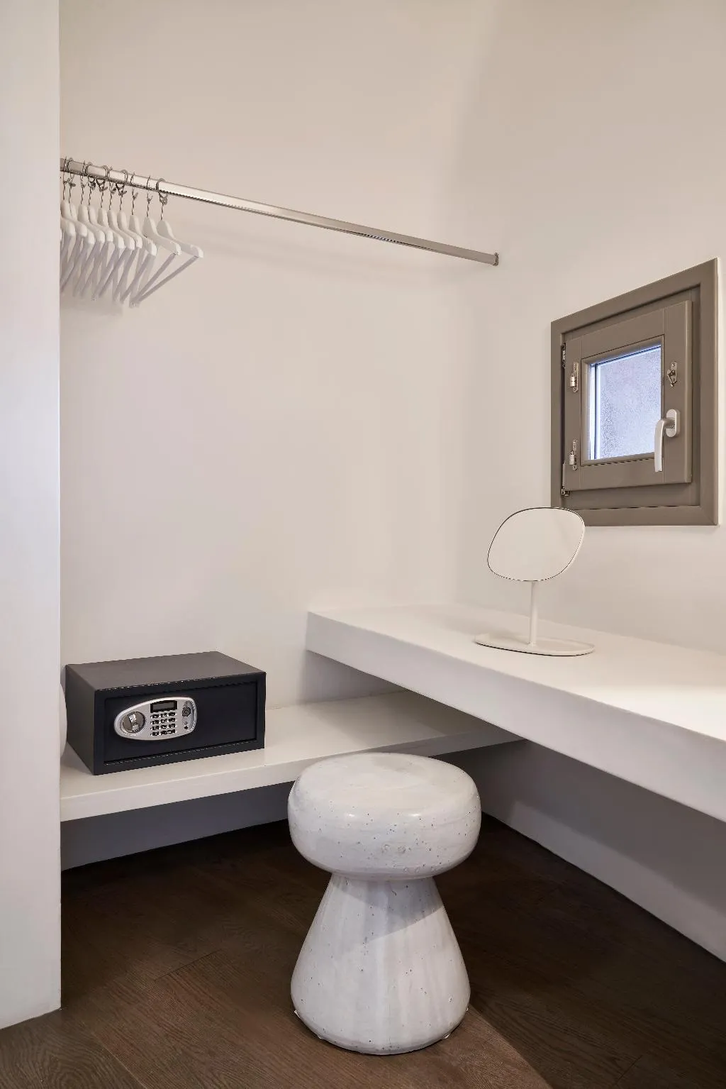 SUITE WITH PRIVATE POOL Room, Old Castle Oia by Mr and Mrs White, Santorini