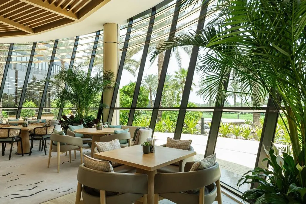 Restaurant, Le Royal Meridien Beach Resort and Spa, Dubai