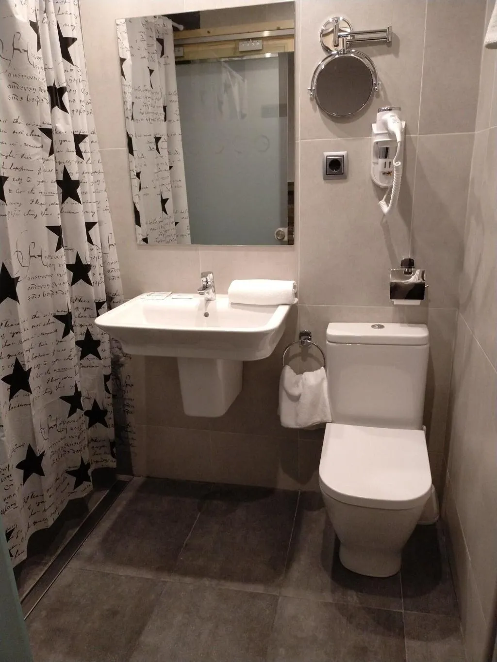 Room, Pensión Miami, Barcelona