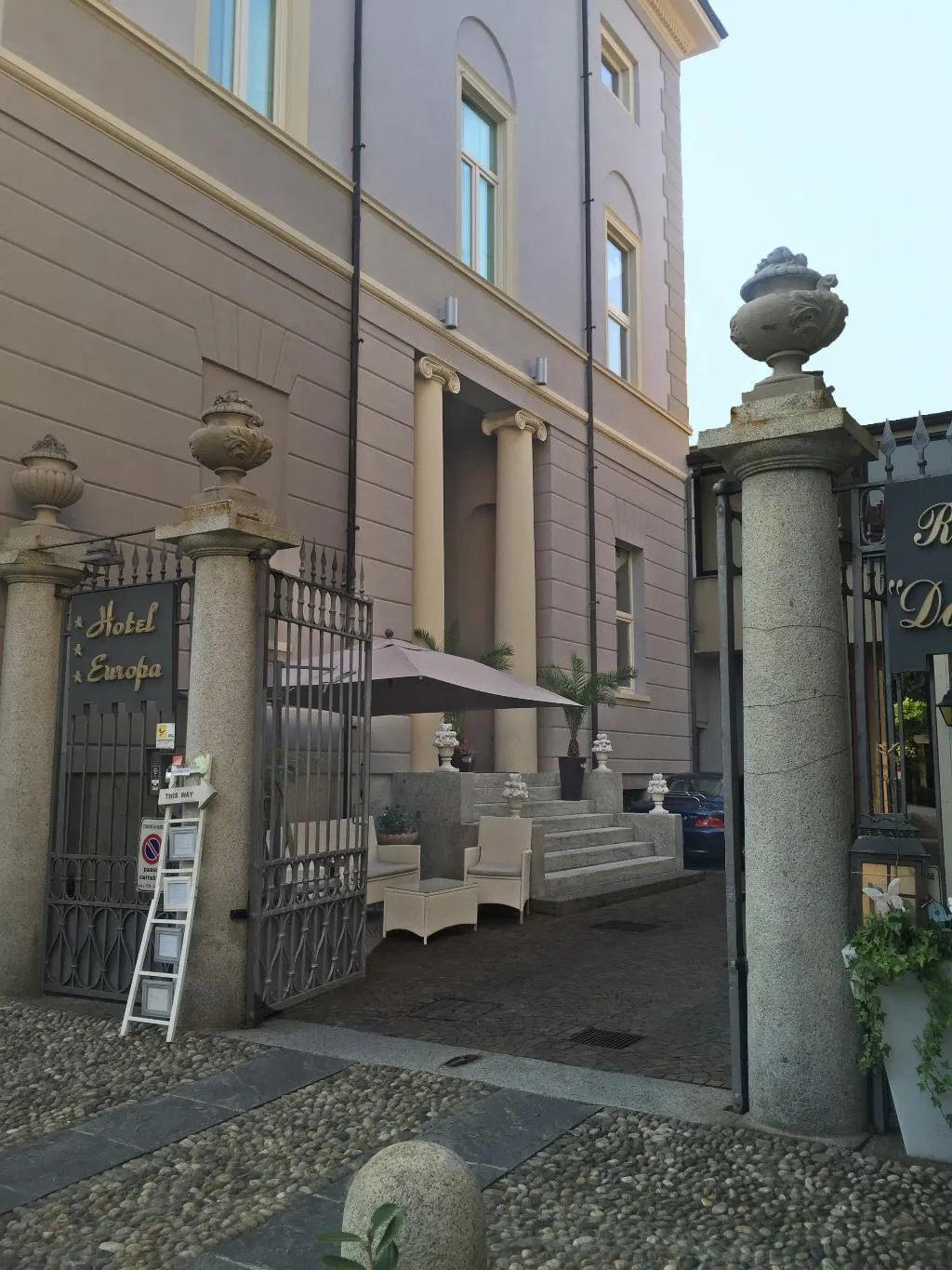 General view, Hotel Europa, Milan