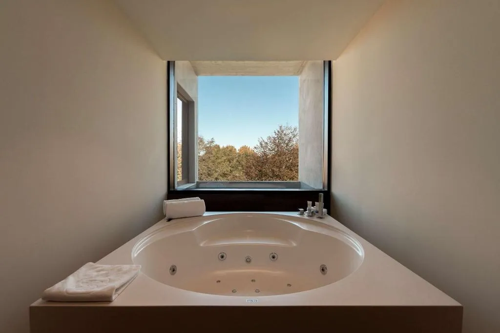 Room, Boeira Garden Hotel Porto Gaia, Curio Collection, Porto