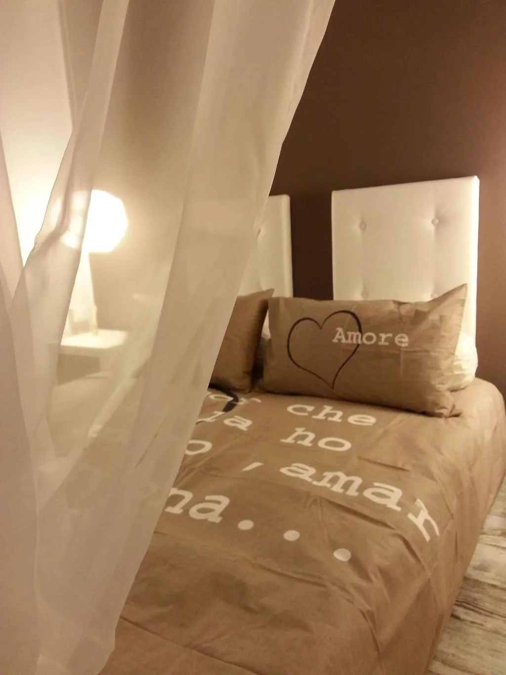 Room, Appia Avenue 639, Naples