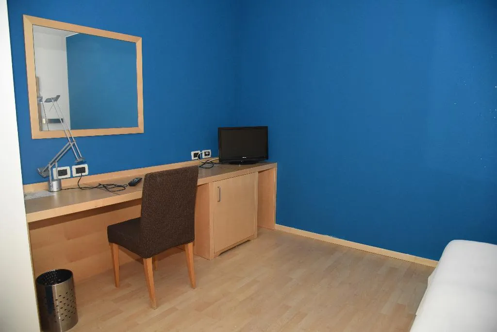 Room, Duca D'Aosta, Venice