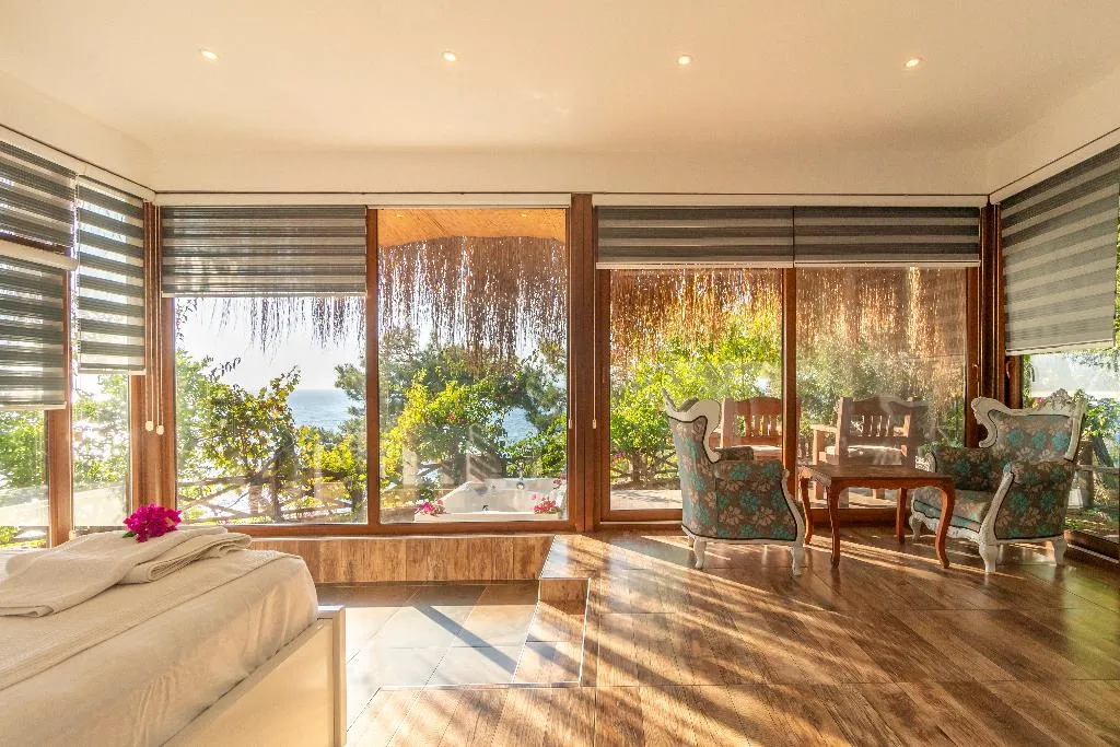 SUITE DELUXE SEA VIEW WITH BALCONY Room, Zakros hotel lykia, Dalaman