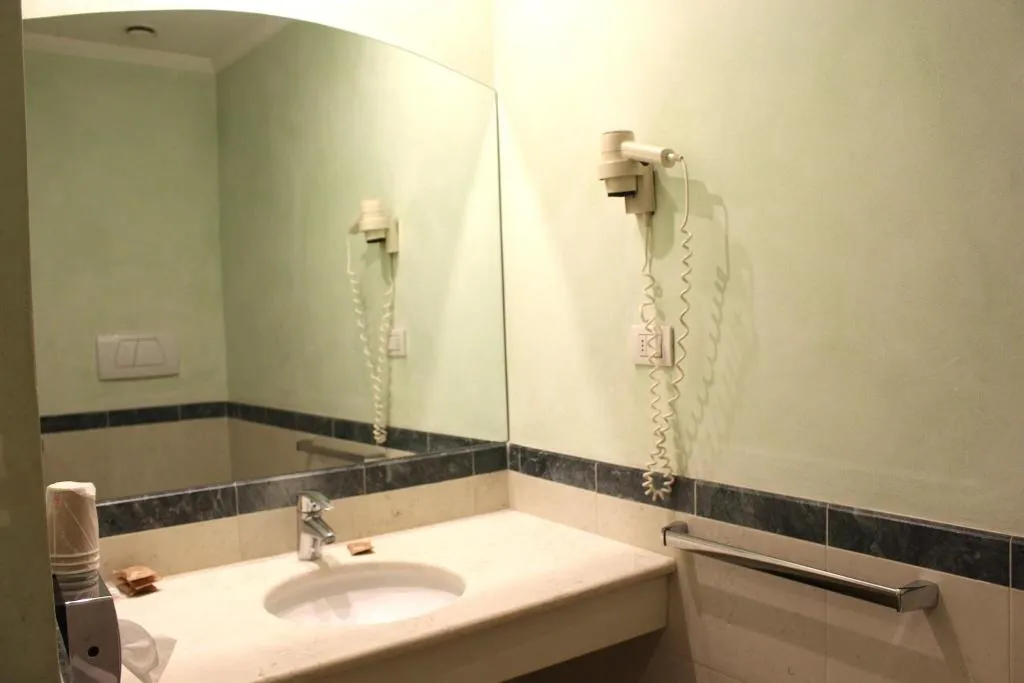 TRIPLE STANDARD Room, Club Hotel Milan, Milan