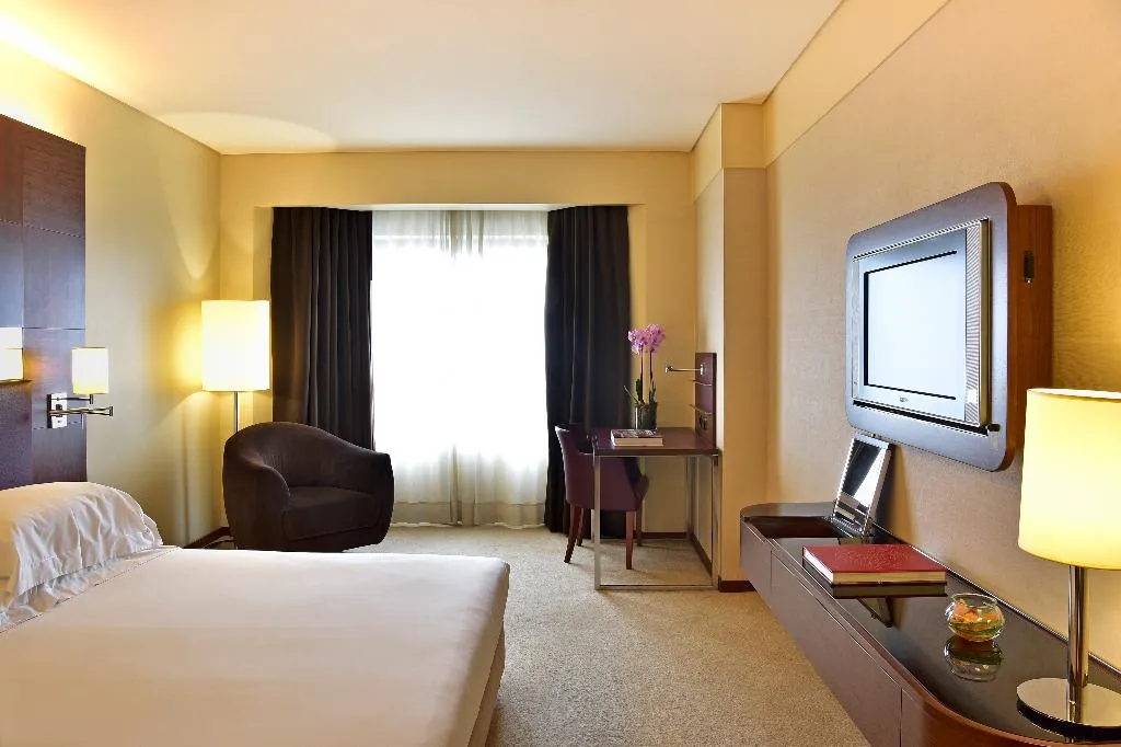 Double or Twin EXECUTIVE Room, Porto Palacio by The Editory, Porto
