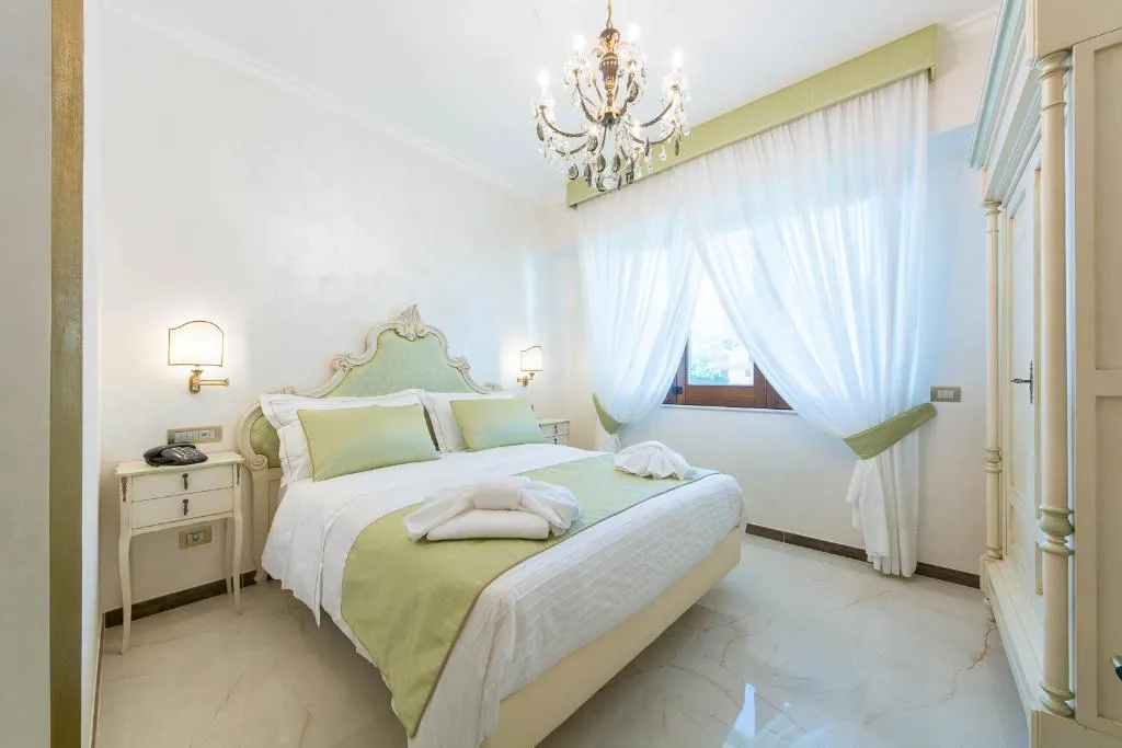 DOUBLE STANDARD Room, B&B Palazzo Montesanto, Naples
