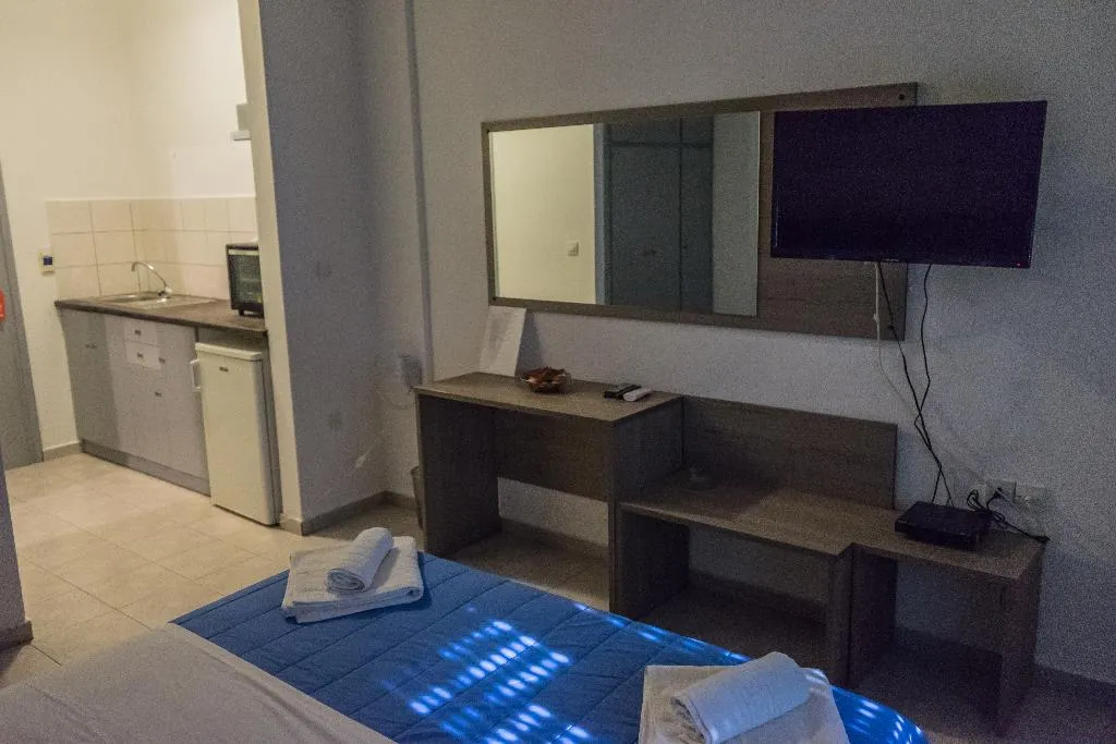 TRIPLE LUXURY Room, Polykratis Rooms, Skiathos