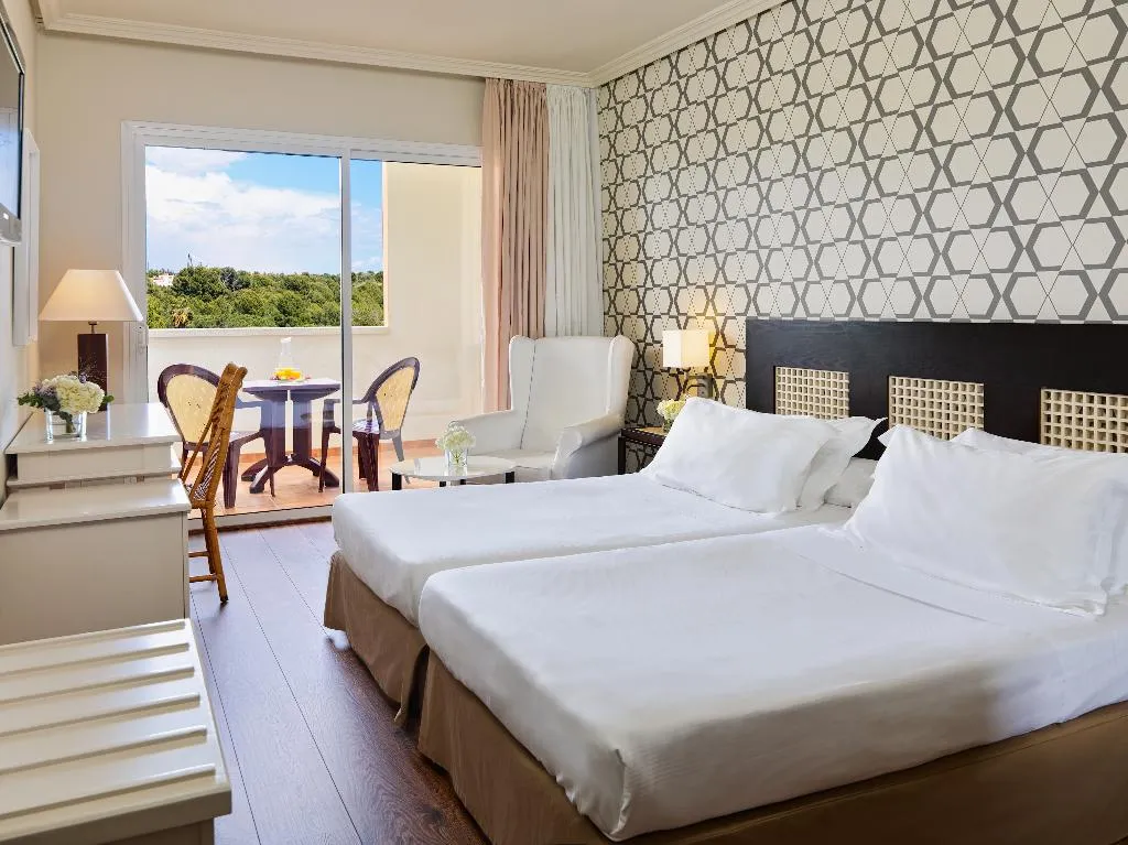 DOUBLE CAPACITY 3 Room, H10 Salauris Palace, Costa Dorada