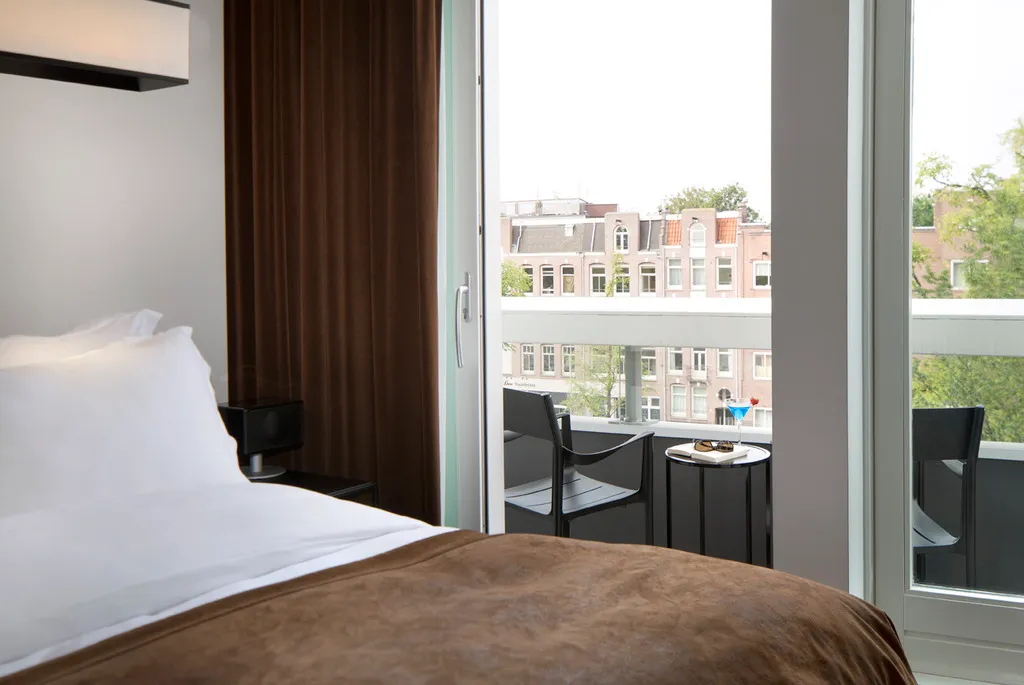 DOUBLE DELUXE Room, SIR Albert Hotel, part of Sircle Collection, Amsterdam
