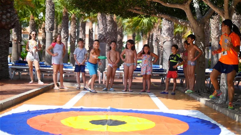 Sports and Entertainment, Diver Roquetas Hotel, Costa Almeria