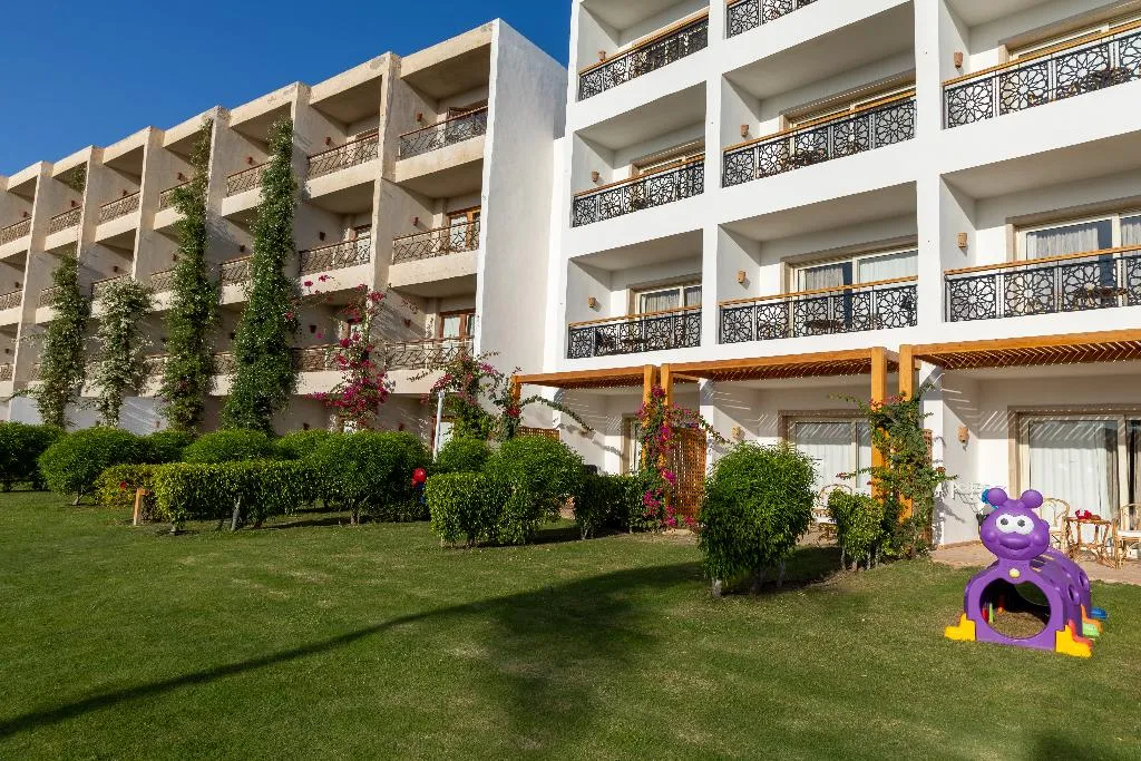 DOUBLE DELUXE SIDE SEA VIEW Room, Fort Arabesque Resort, Spa and Villas, Red Sea Riviera