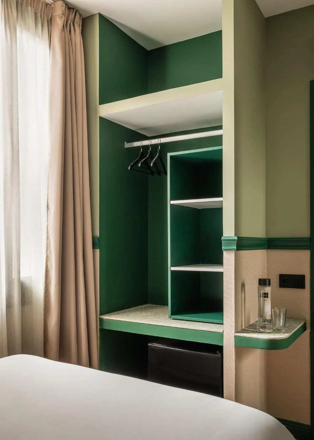SINGLE STANDARD Room, Twenty By Pillow, Barcelona