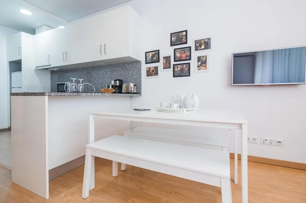 Room, Oporto Stories Apartments - Santa Catarina, 219, Porto