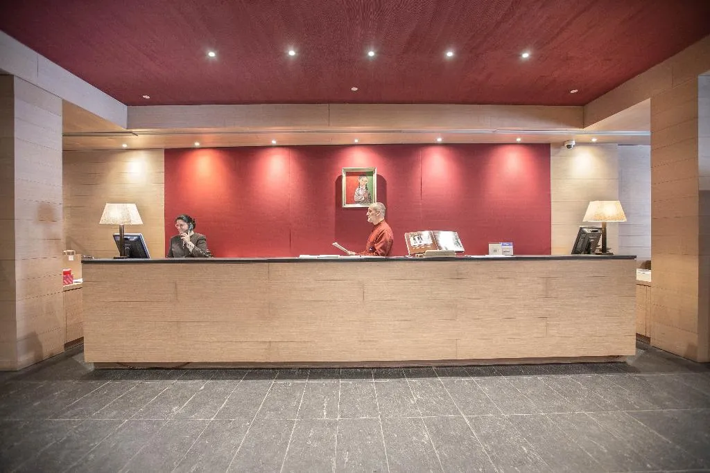 Lobby, MIM BAQUEIRA Member of Melia Collection, Costa Brava