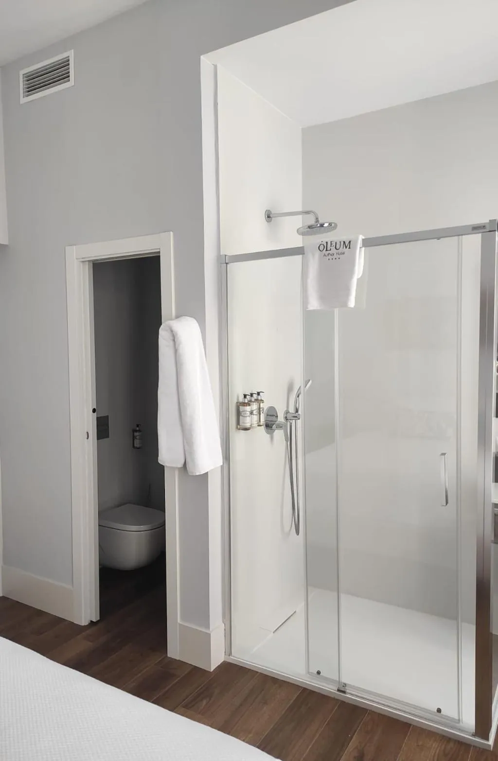 Room, Hotel Oleum Parking Gratuito Reserva Previa, Andalucia