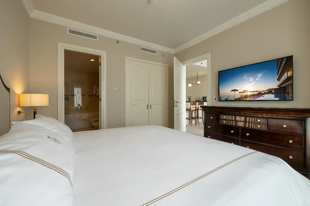 SUITE DELUXE WITH BALCONY Room, Royal Princess Hotel, Dubrovnik