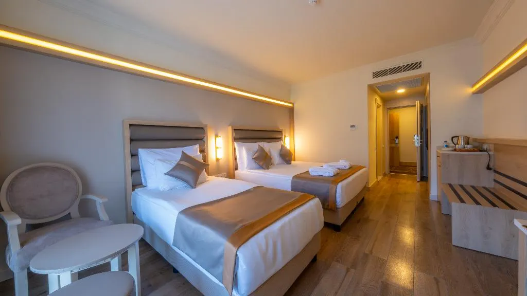 FAMILY ROOM TWO BEDROOMS Room, Aydinbey King's Palace Spa & Resort, Antalya