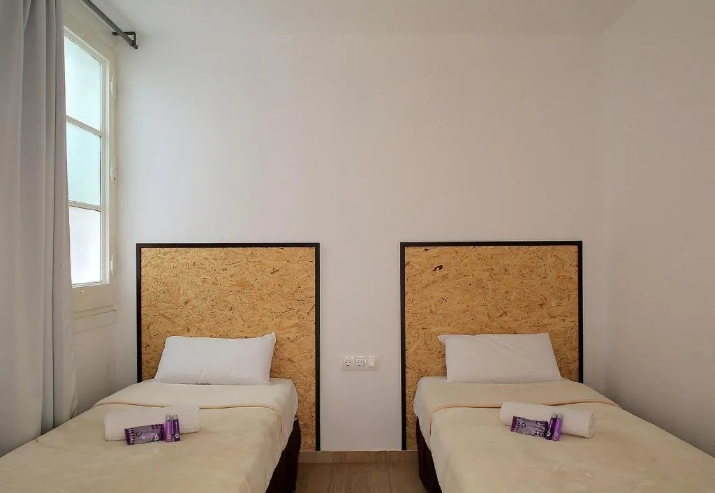 Room, Hostal Balkonia, Barcelona