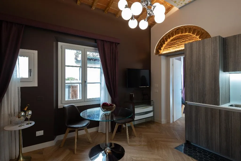 APARTMENT CAPACITY 4 Room, Kairos by Florence Art Apartments, Florence