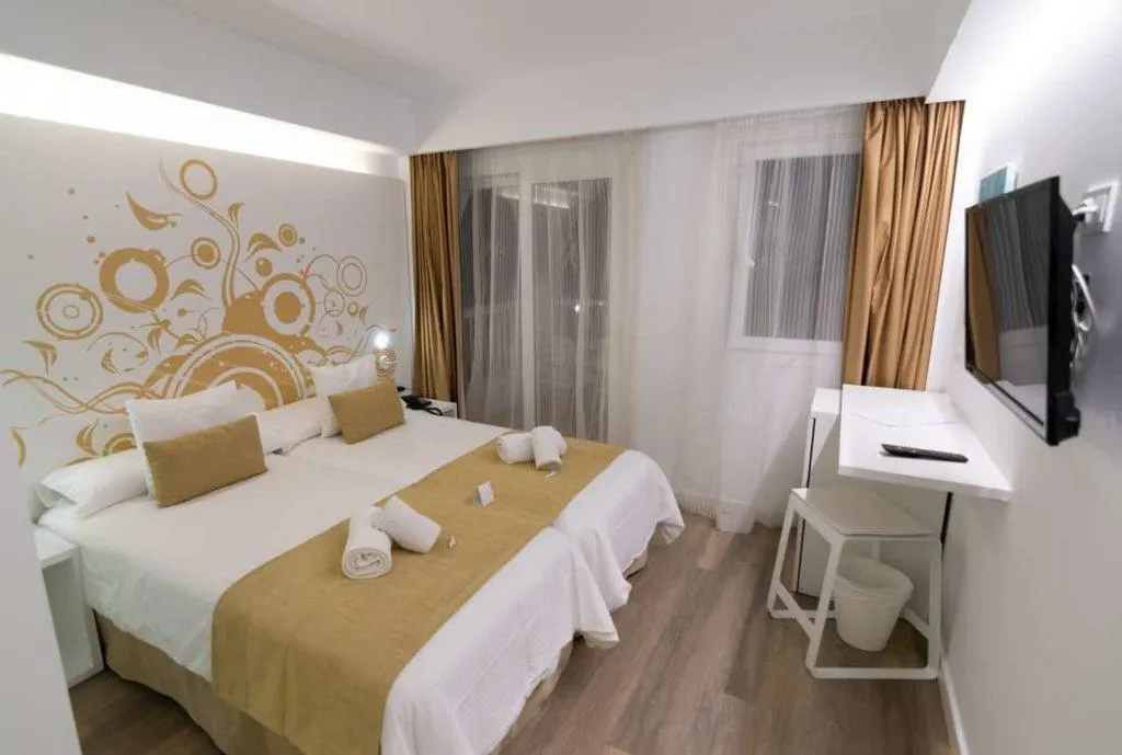 Room, BQ Bahia Cala Ratjada, Majorca