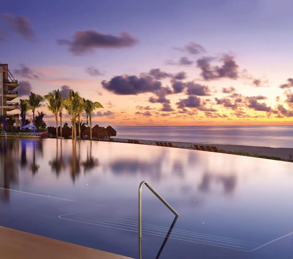 Pool, Dreams Riviera Cancun Resort and Spa, Cancun Area