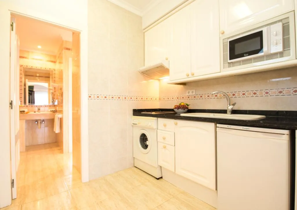 STUDIO CAPACITY 2 Room, Ona Village Cala d'Or, Majorca