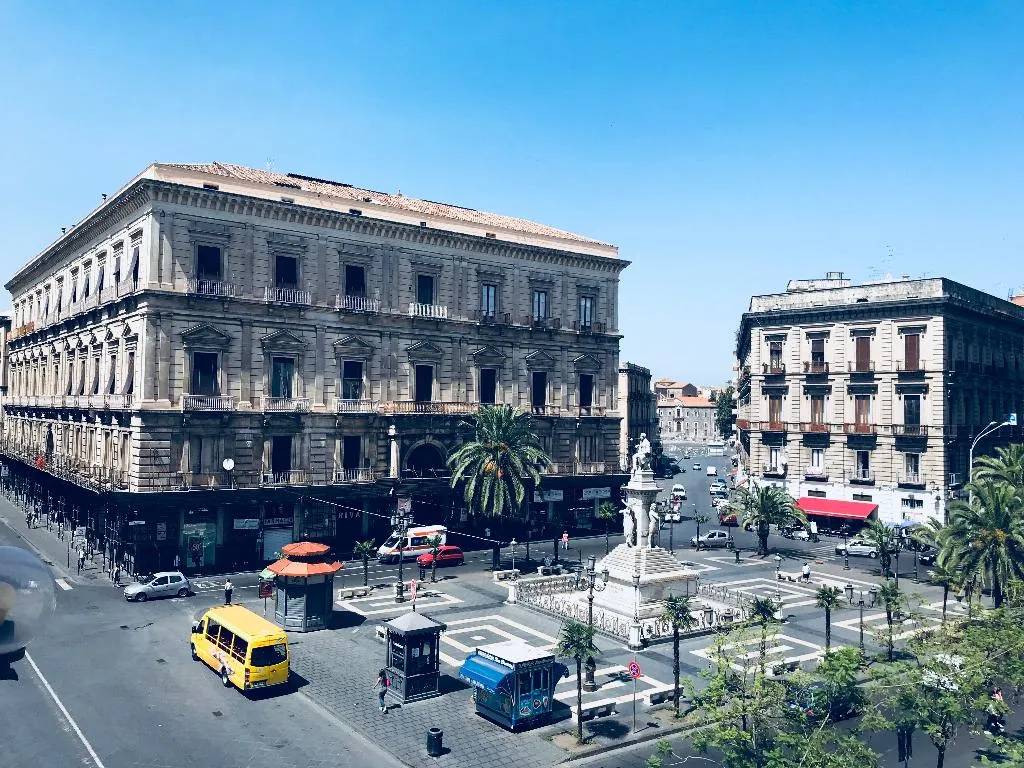 DOUBLE SUPERIOR KING BED Room, Stesicoro InHabit - Catania City Center, Catania