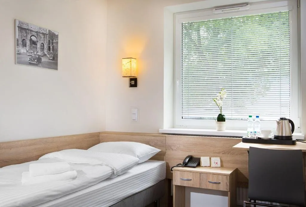 Room, Automobil Hotel, Krakow