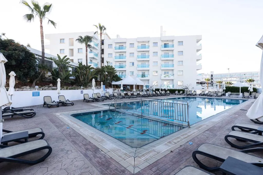 Pool, Vrissaki Hotel Apartments, Cyprus