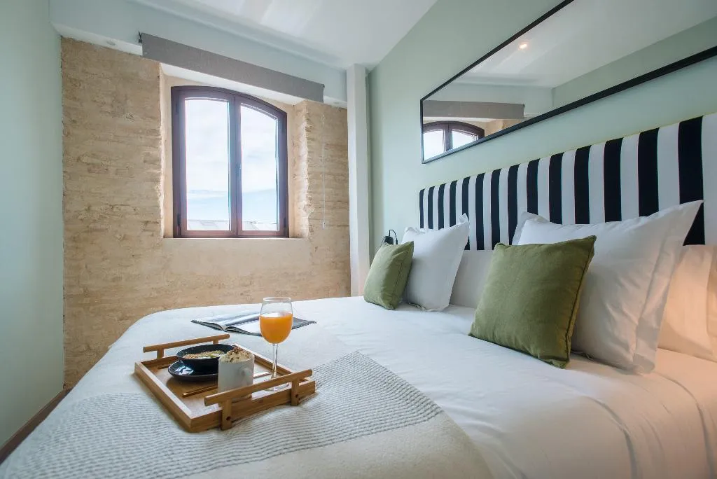 APARTMENT SUPERIOR Room, Sercotel Sevilla Guadalquivir Suites, Seville