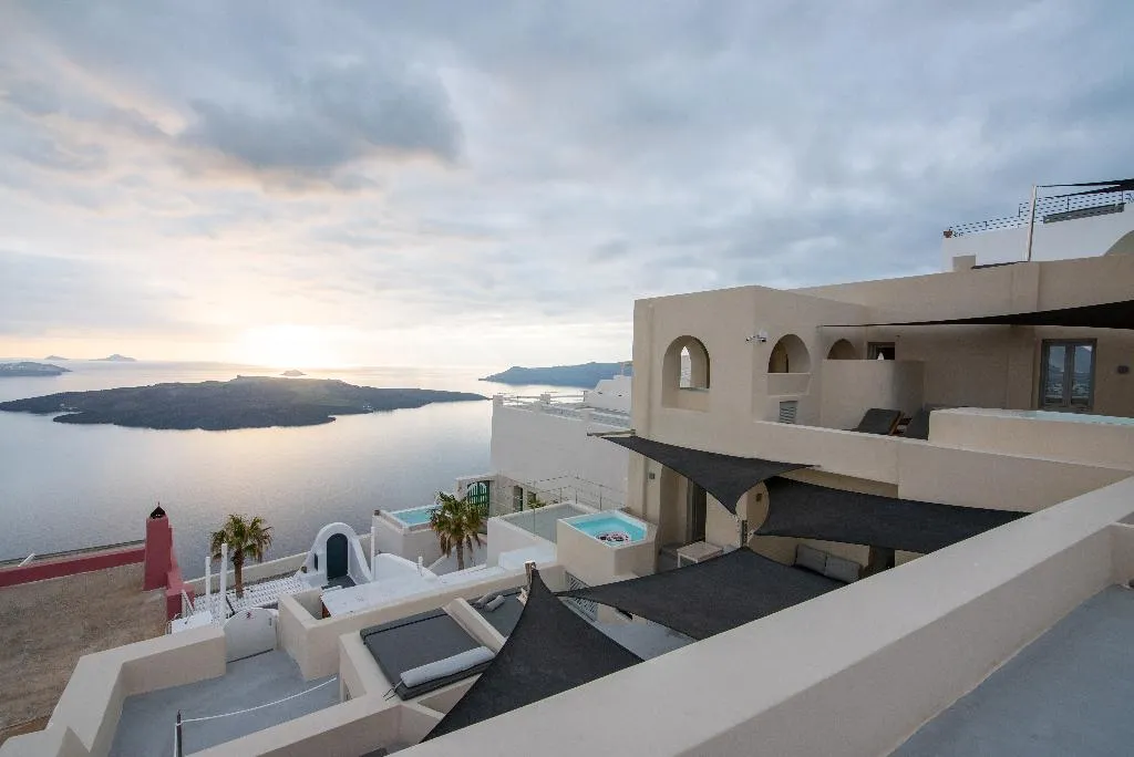 Lobby, Caldera Cliff Illusion Suites, Santorini