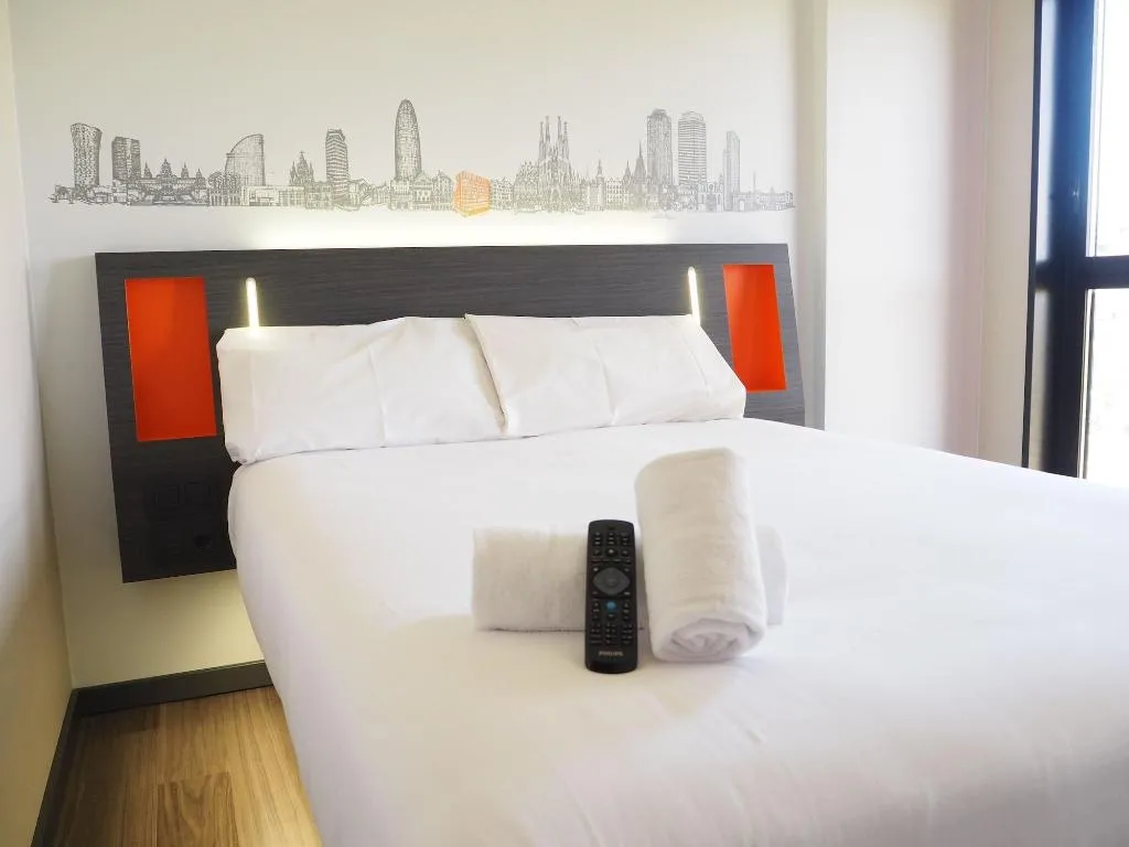 Room, easyHotel Barcelona Fira, Barcelona